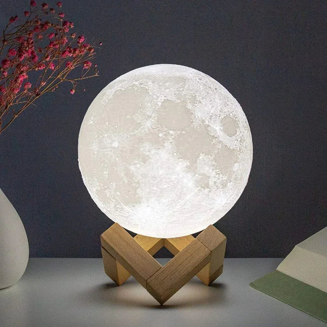 The Moon Lamp La Petite
